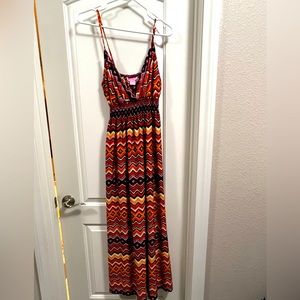 🦋MovingSale: Colorful Maxi Dress